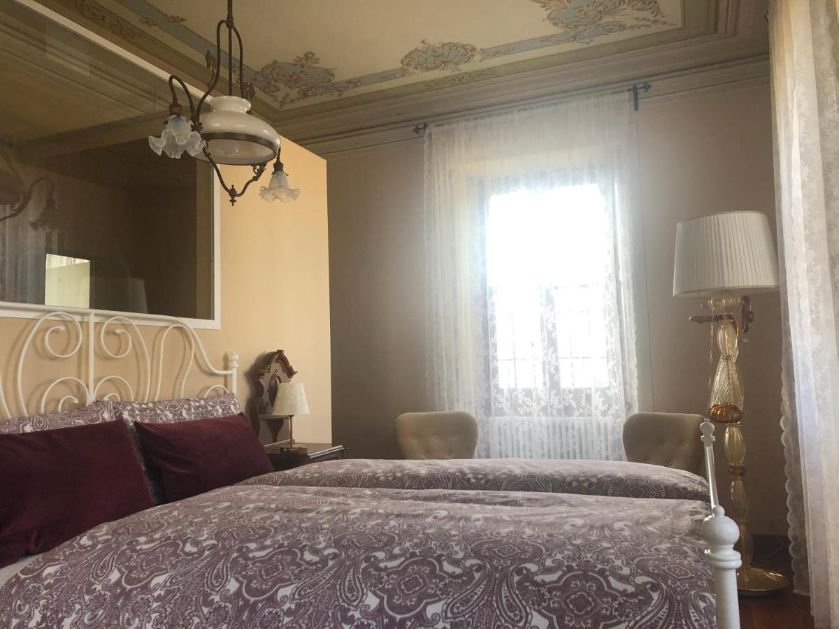 Villa Il Maiale Bianco Bed & Breakfast San Fedele Intelvi Exterior photo
